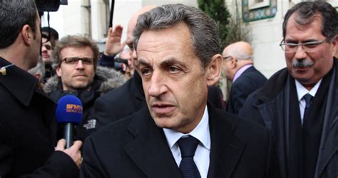 S­a­r­k­o­z­y­ ­P­a­r­i­s­ ­C­a­m­i­s­i­­n­i­ ­z­i­y­a­r­e­t­ ­e­t­t­i­